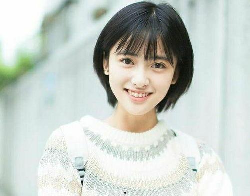 娱乐吃瓜君圆脸小花