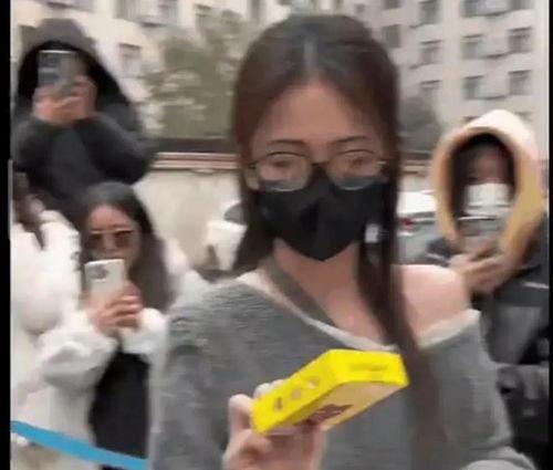 娱乐八卦每日爆料吃瓜视频,每日吃瓜视频，明星幕后故事大曝光！